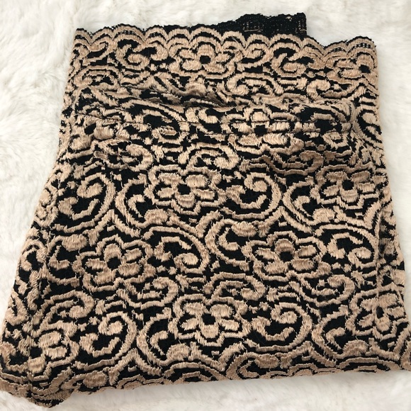 ✨SOLD✨Vintage Gold and Black Floral Lined Stretchy Skirt Small - Picture 5 of 6